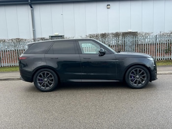 Used Land Rover Range Rover Sport 2023 for sale - 78584784: Photo