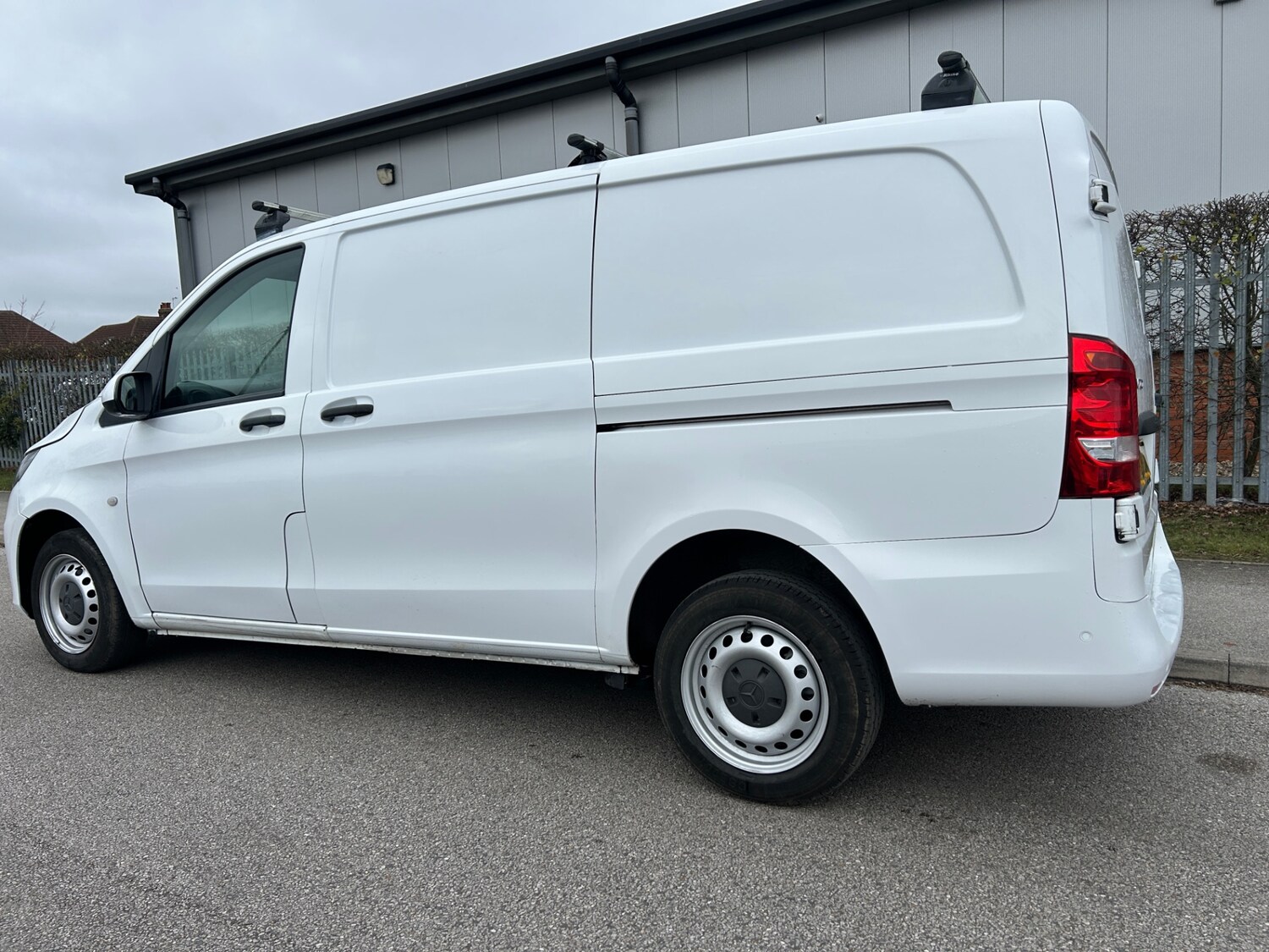 Used Mercedes-Benz Vito 2020 for sale - 77383331: Photo 35