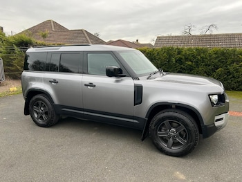 Land Rover Defender feature image