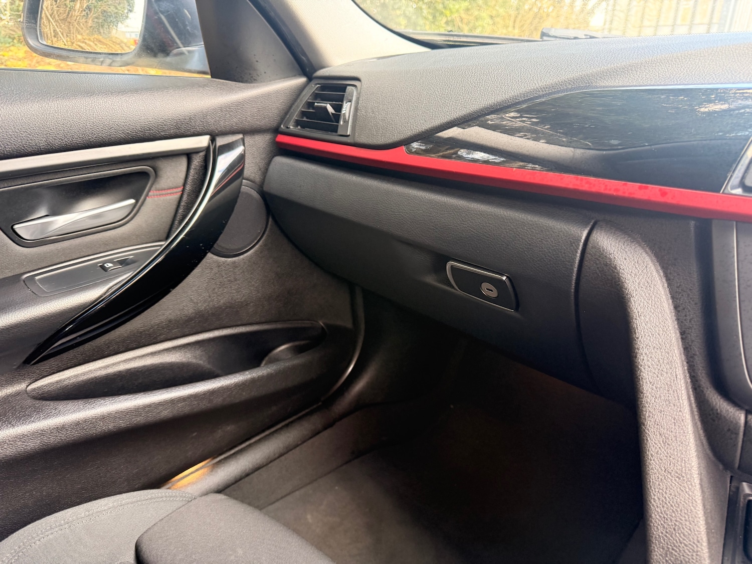 Used BMW 3 Series 2015 for sale - 78136456: Photo 26