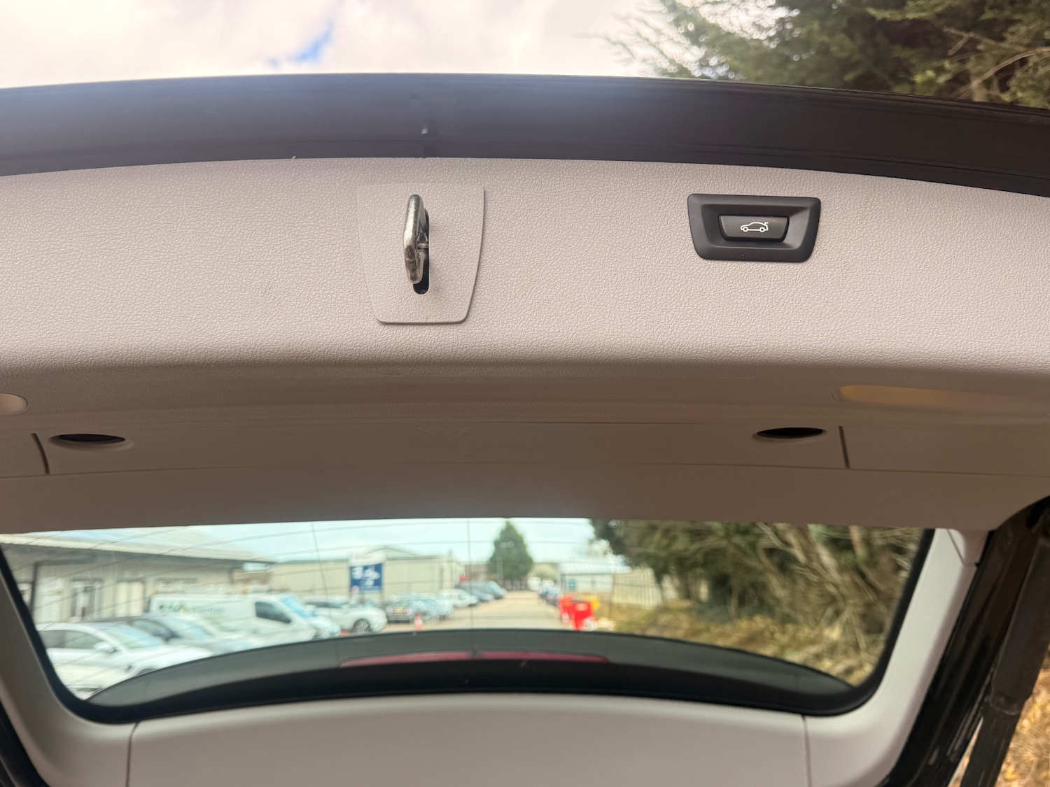 Used BMW 3 Series 2015 for sale - 78136456: Photo 42