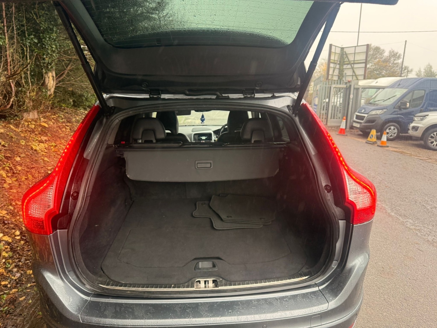 Used Volvo XC60 2016 for sale - 77385092: Photo 29