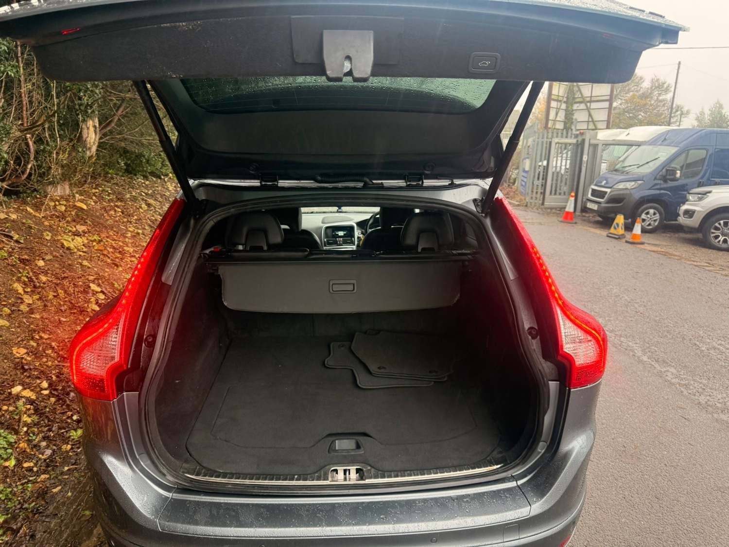 Used Volvo XC60 2016 for sale - 77385092: Photo 7