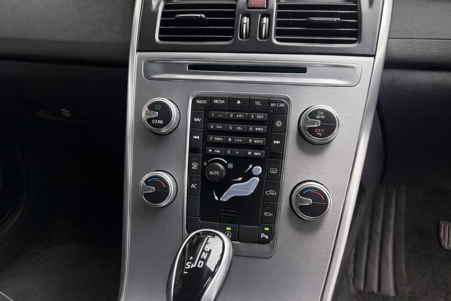 Used Volvo XC60 2016 for sale - 77466017: Photo 13