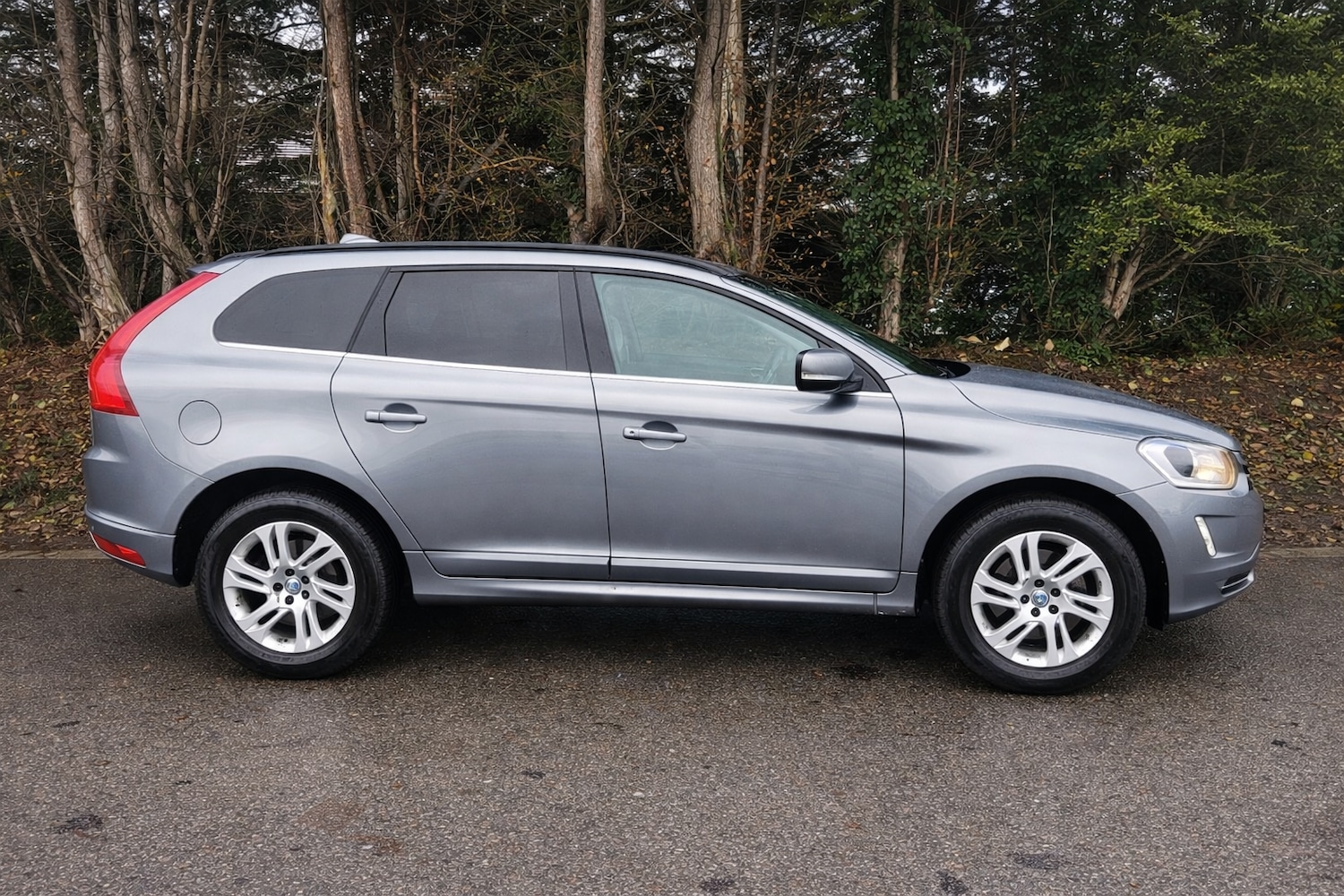 Used Volvo XC60 2016 for sale - 77466017: Photo 2