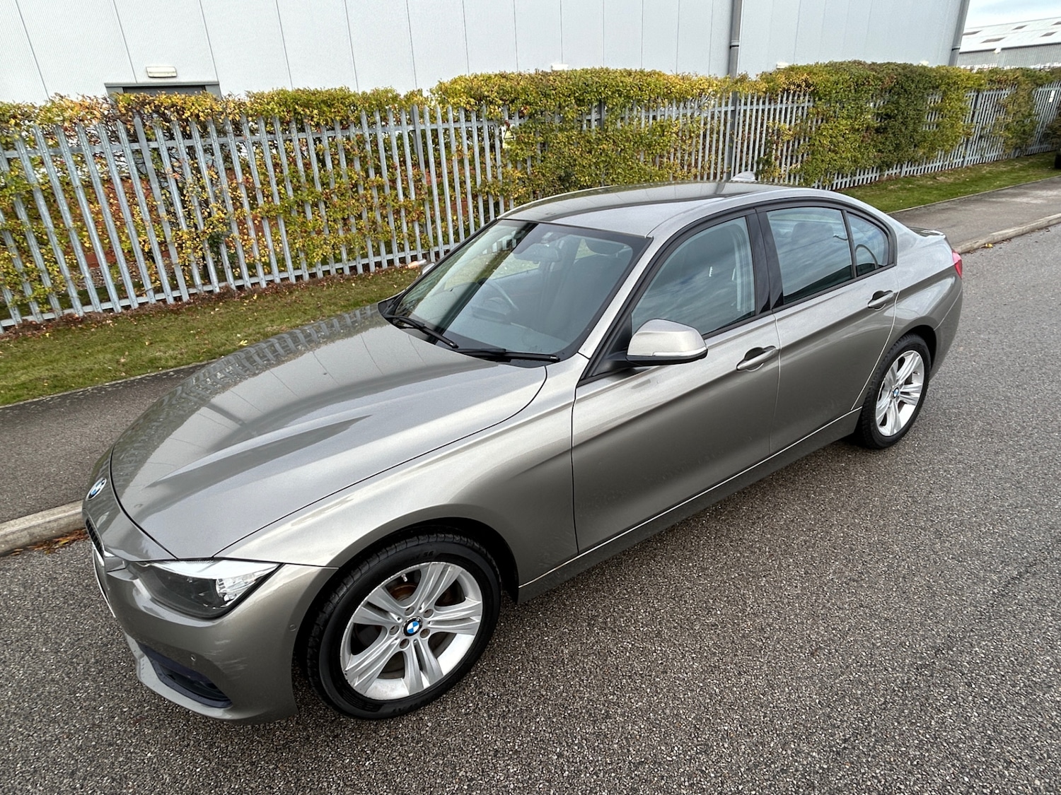Used BMW 3 Series 2016 for sale - 77053502: Photo 43