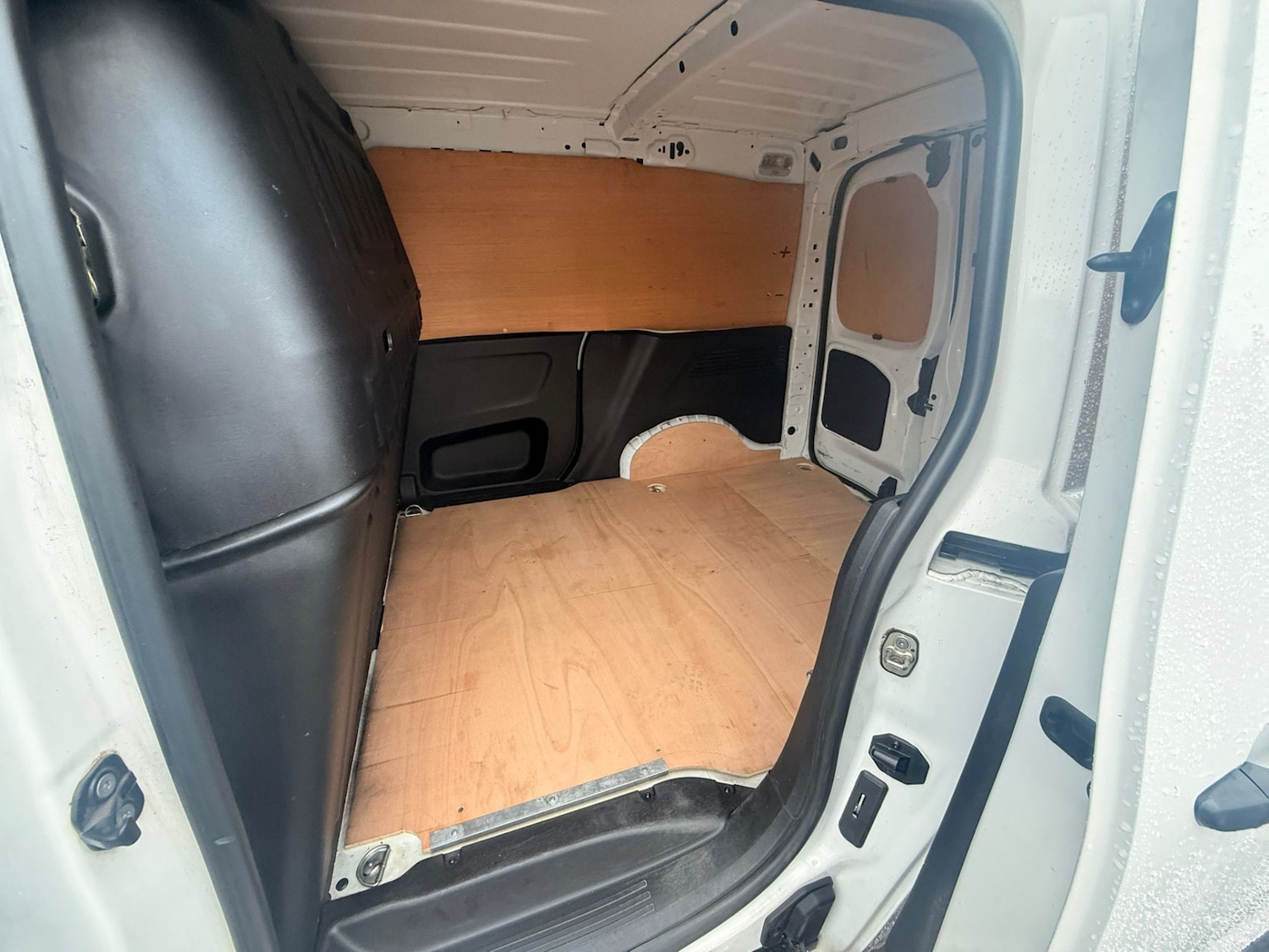 Used Vauxhall Combo 2020 for sale - 77053691: Photo 8