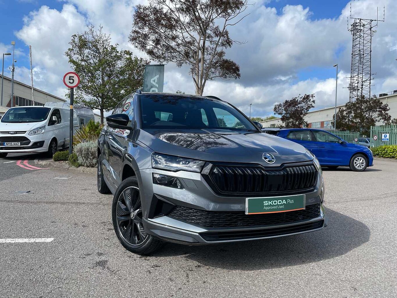Used Skoda Karoq 2022 for sale - 76111217: Photo 1