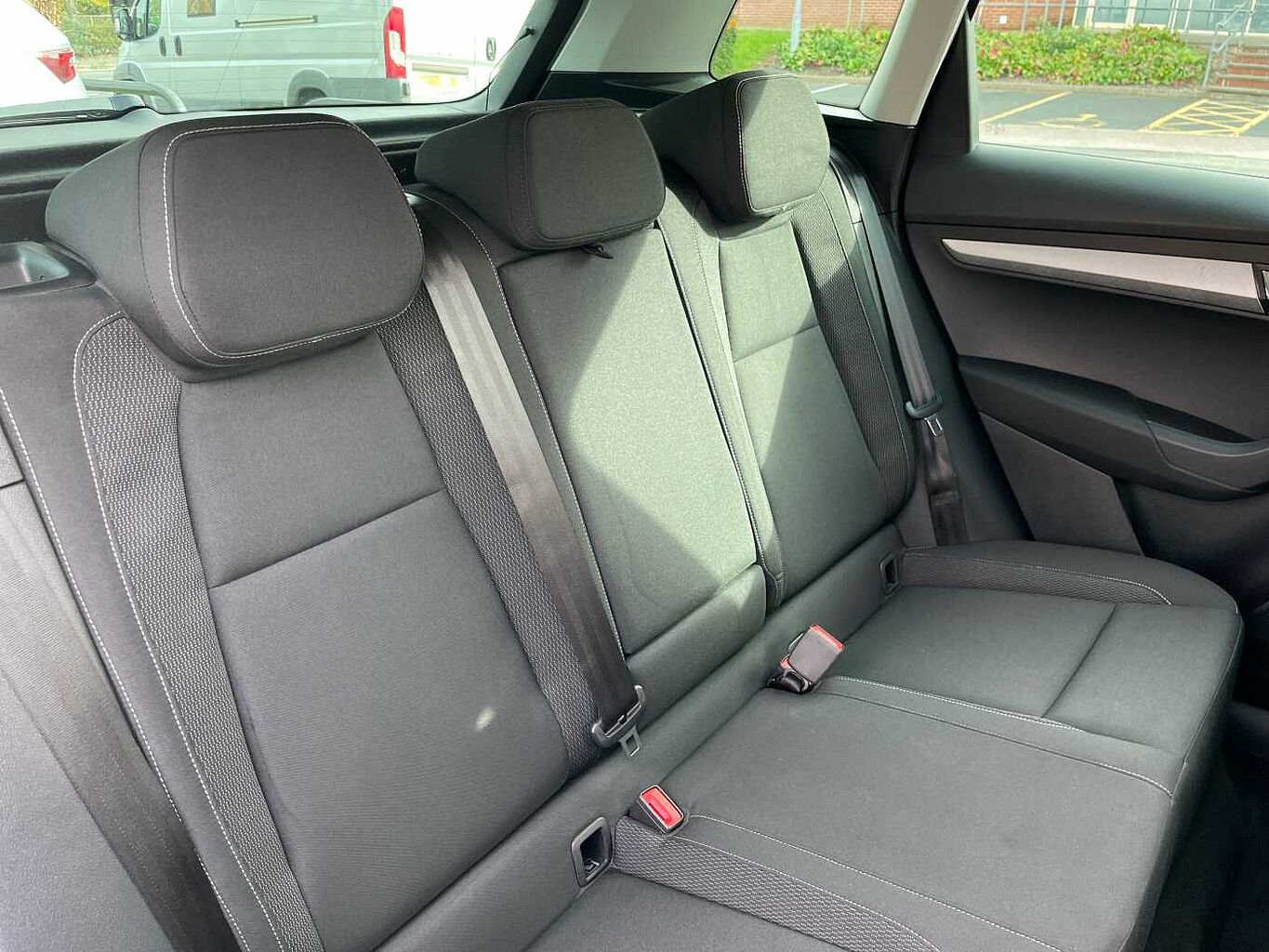 Used Skoda Karoq 2022 for sale - 76110953: Photo 8