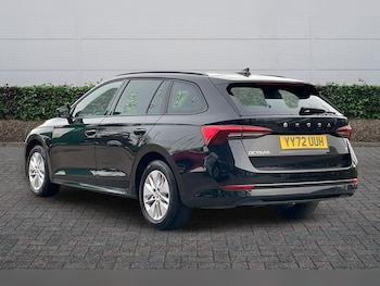 Used Skoda Octavia 2023 for sale - 77484889: Photo