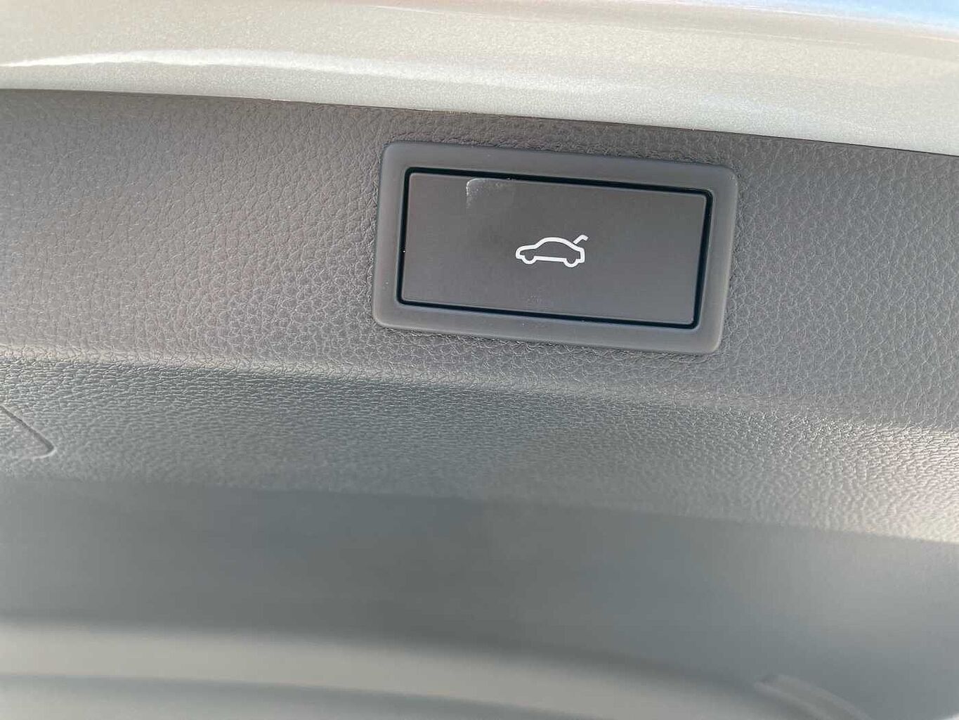 Used Skoda Karoq 2024 for sale - 77176863: Photo 13