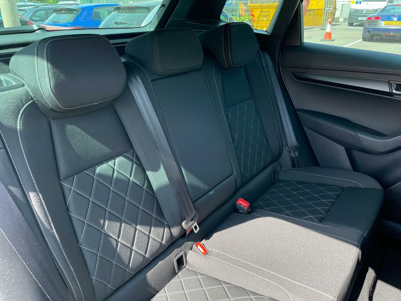 Used Skoda Karoq 2024 for sale - 77176863: Photo 8