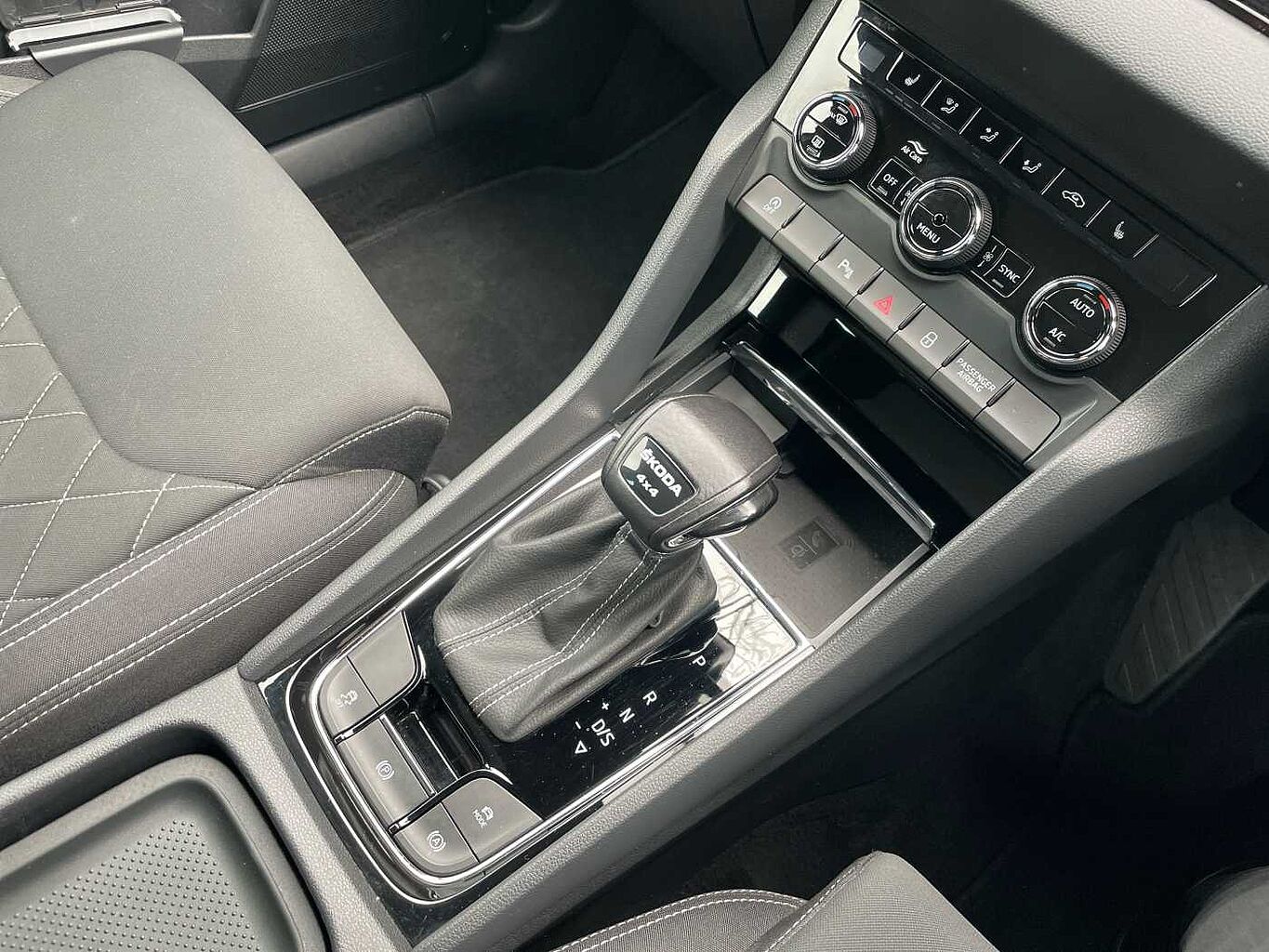 Used Skoda Karoq 2023 for sale - 76315684: Photo 19