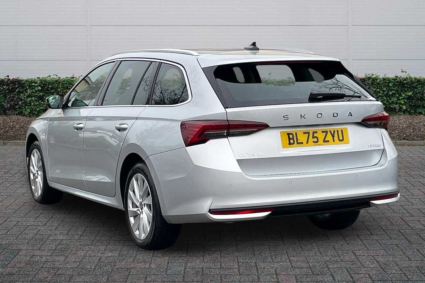 Used Skoda Octavia 2025 for sale - 77307084: Photo 3