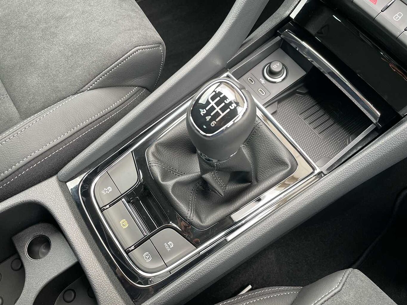 Used Skoda Karoq 2025 for sale - 76110511: Photo 13