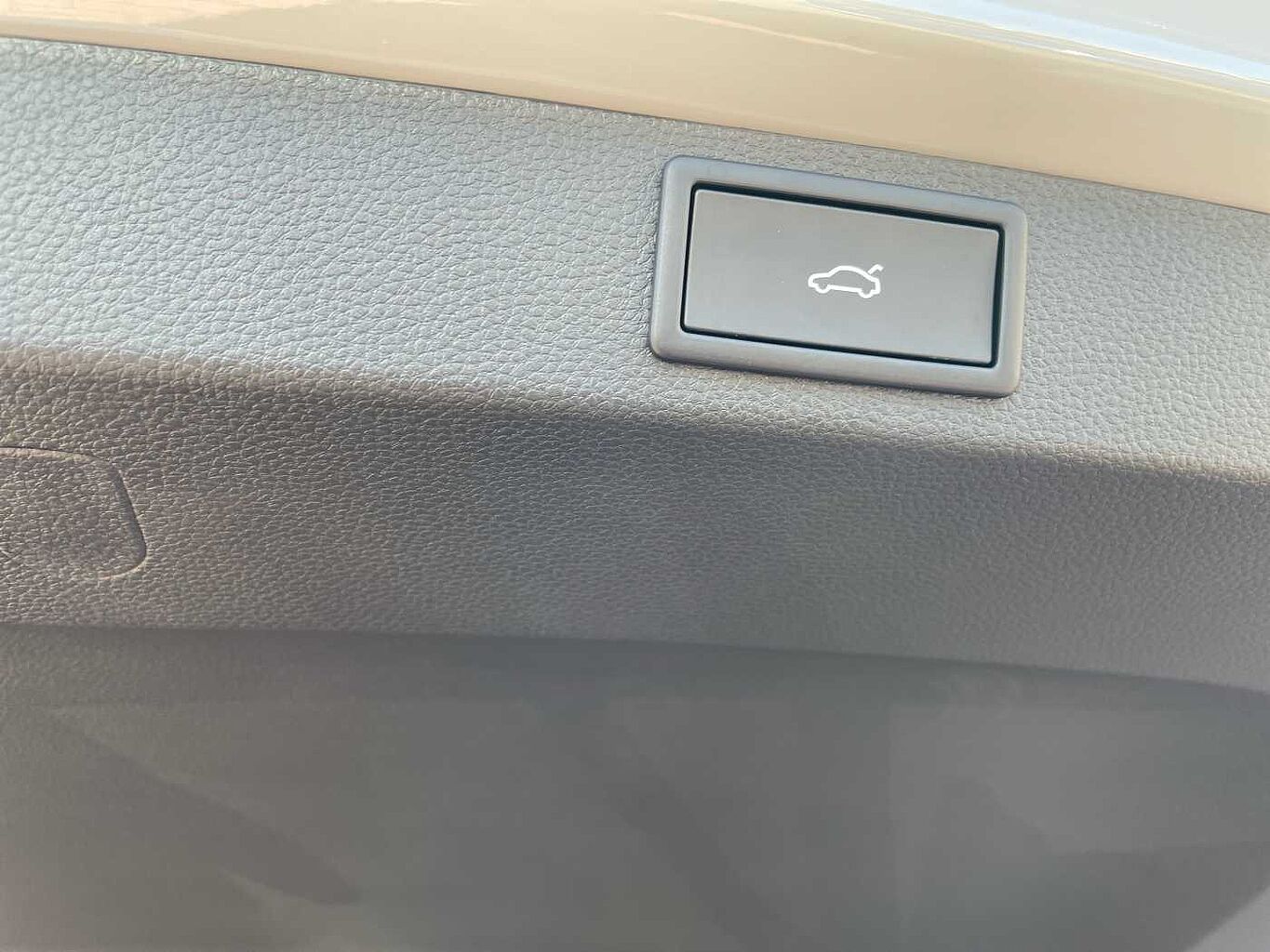 Used Skoda Karoq 2025 for sale - 77840961: Photo 12