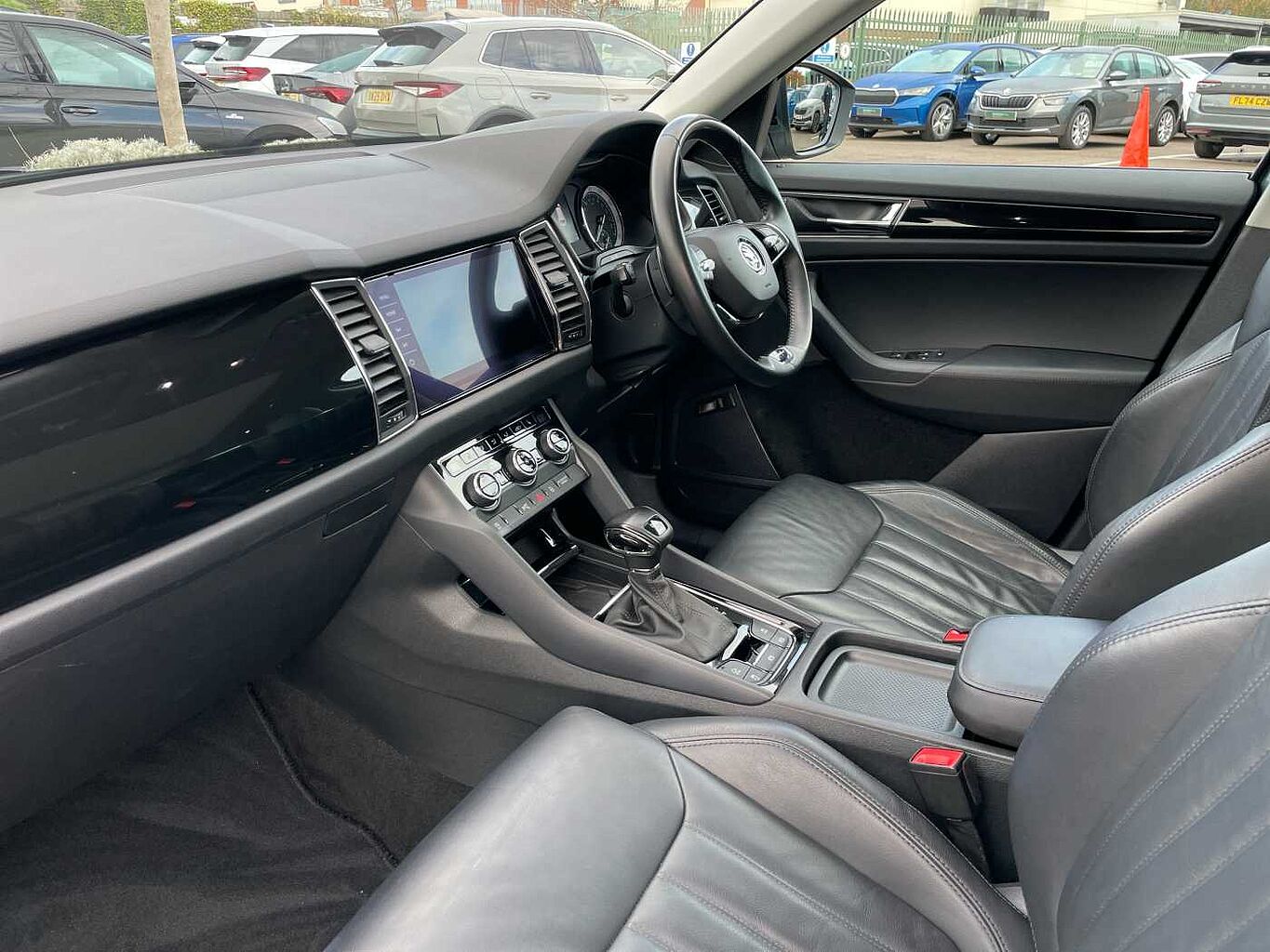 Used Skoda Kodiaq 2021 for sale - 76190613: Photo 2