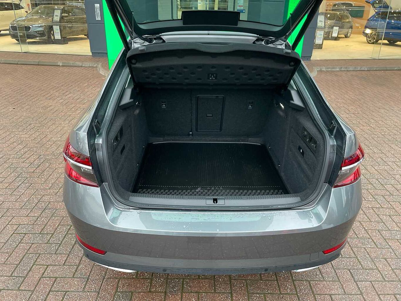 Used Skoda Superb 2023 for sale - 76474511: Photo 11