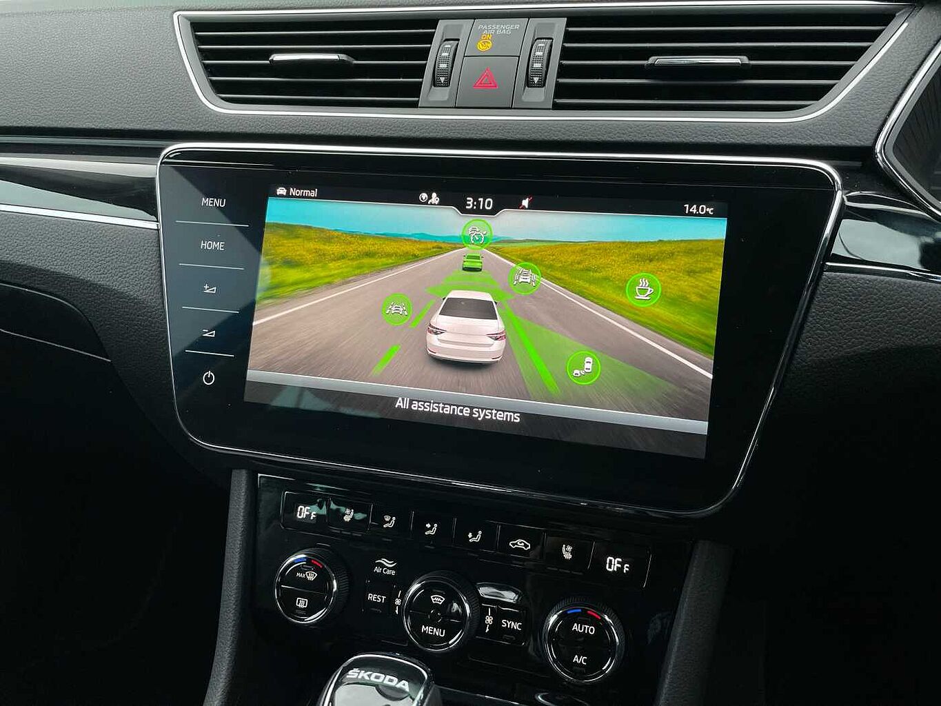 Used Skoda Superb 2023 for sale - 76474511: Photo 18