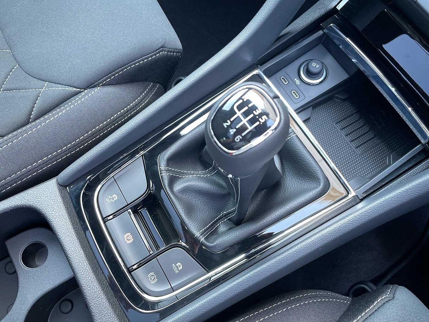 Used Skoda Karoq 2025 for sale - 77177598: Photo 15