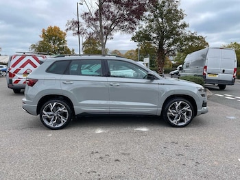 Used Skoda Karoq 2025 for sale - 76216621: Photo