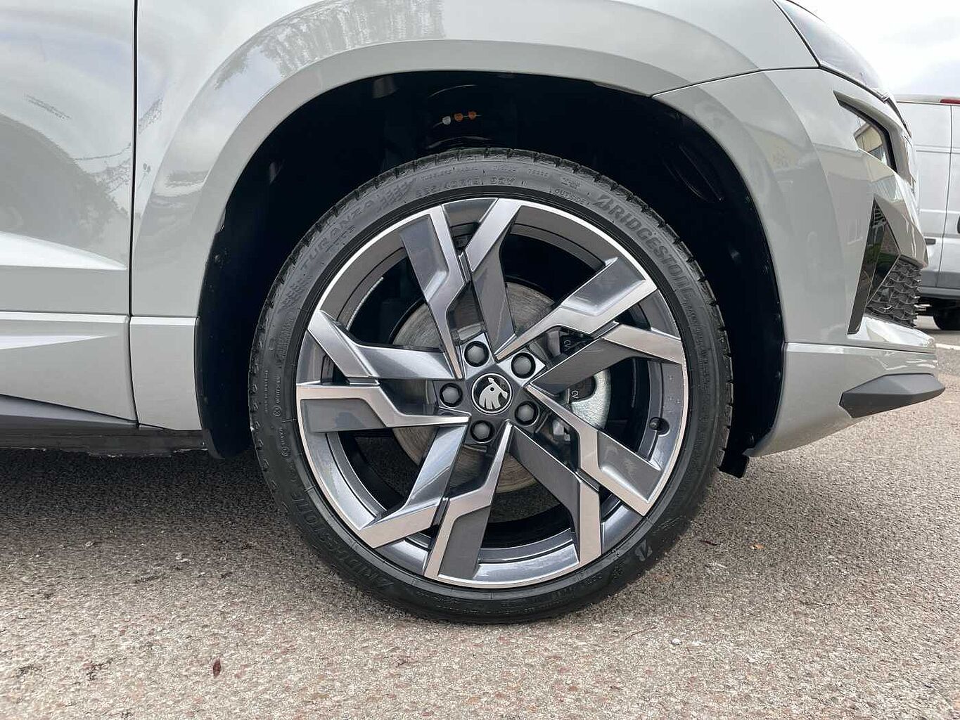 Used Skoda Karoq 2025 for sale - 76216621: Photo 5