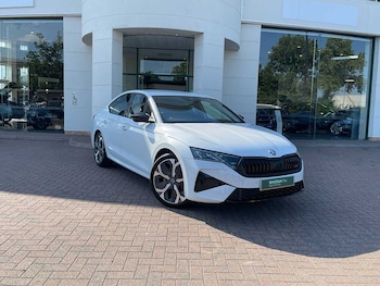 2025 (25) - 2.0 TSI vRS 5dr DSG