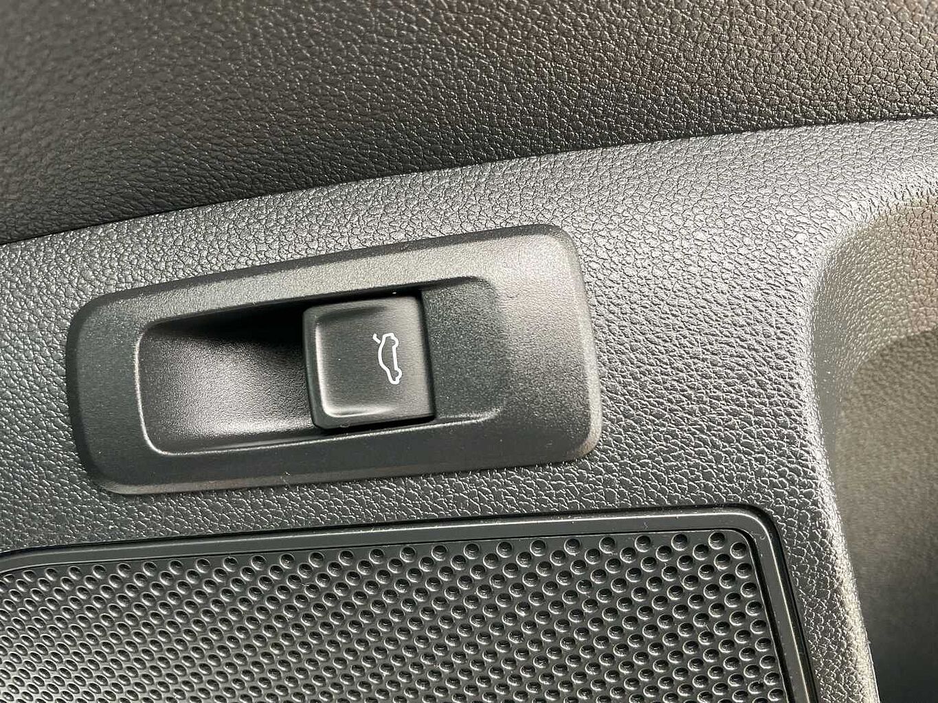 Used Skoda Karoq 2022 for sale - 76111464: Photo 16