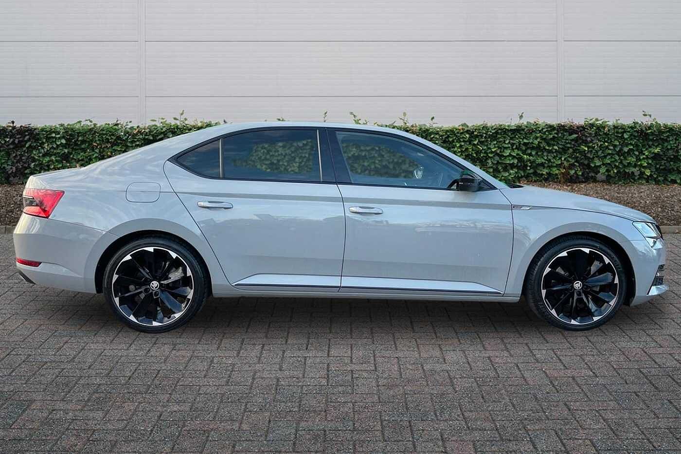 Used Skoda Superb 2023 for sale - 77176596: Photo 4