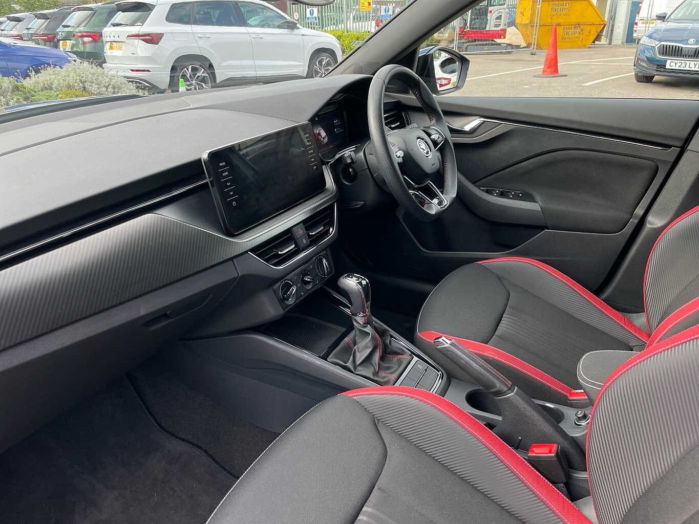 Used Skoda Kamiq 2022 for sale - 76609231: Photo 2