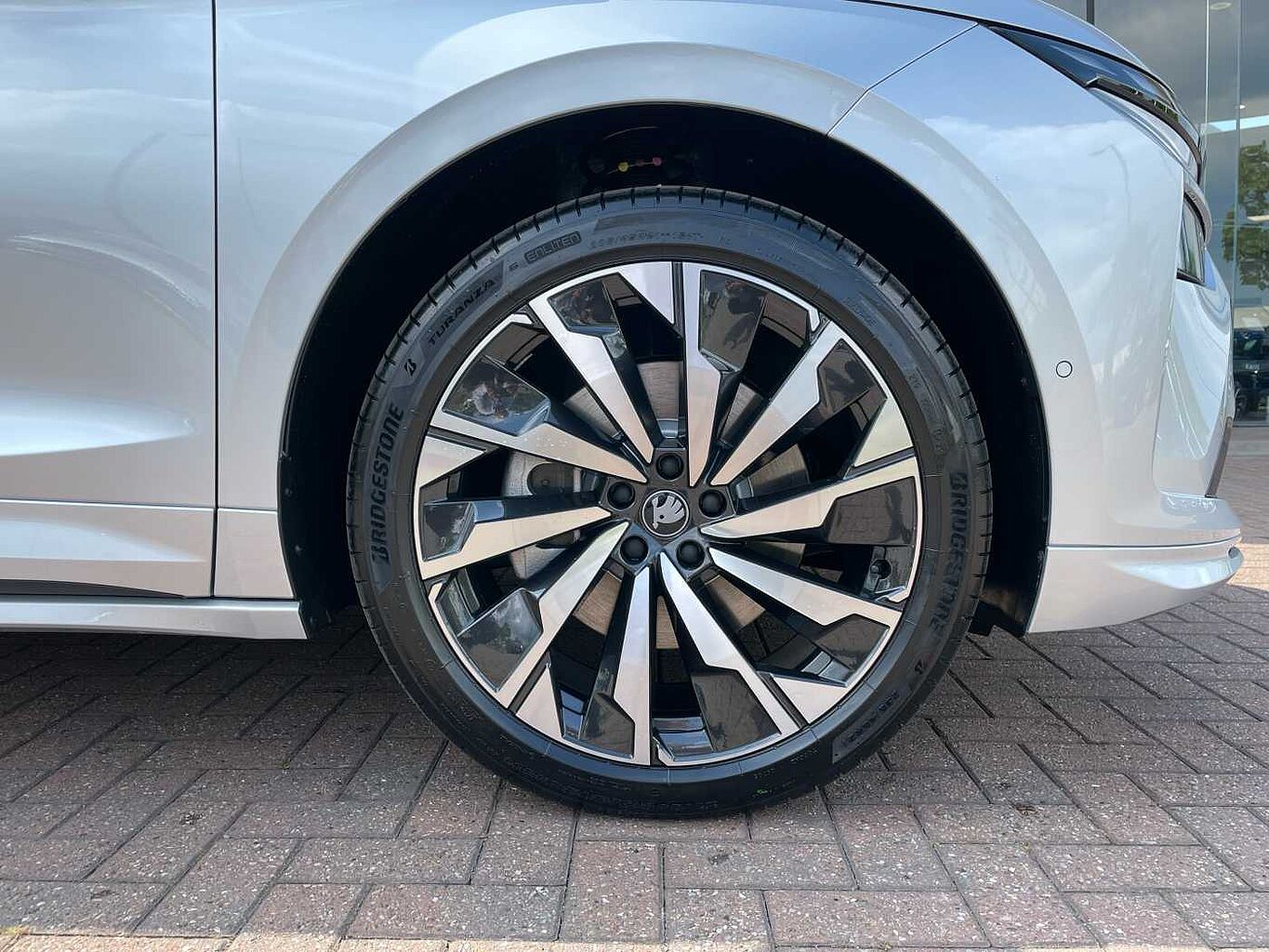 Used Skoda Enyaq 2025 for sale - 77177710: Photo 5