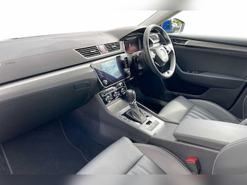 Used Skoda Superb 2023 for sale - 78363733: Photo