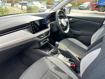 Used Skoda Kamiq 2024 for sale - 76110820: Photo 2