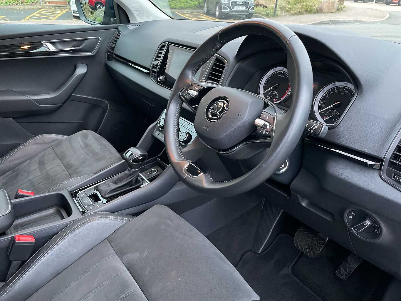 Used Skoda Karoq 2021 for sale - 76539579: Photo 6