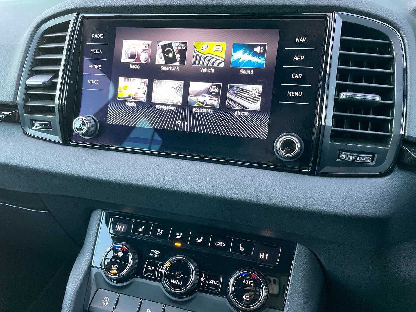 Used Skoda Karoq 2023 for sale - 76800685: Photo 15