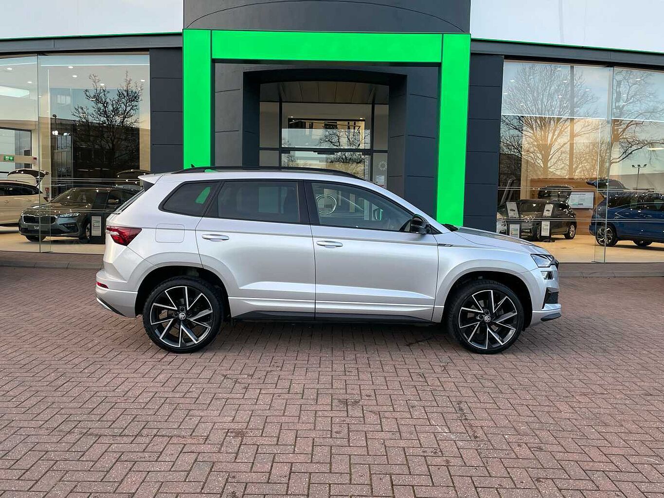 Used Skoda Karoq 2023 for sale - 76800685: Photo 4