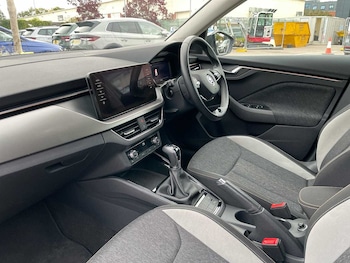 Used Skoda Kamiq 2022 for sale - 76123977: Photo 2