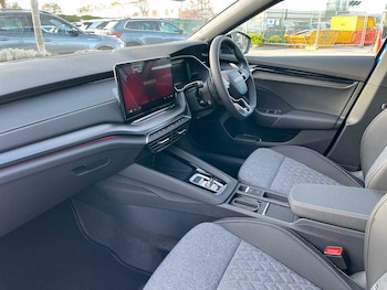 Used Skoda Octavia 2025 for sale - 77176718: Photo