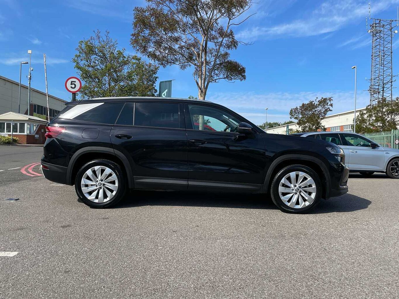 Used Skoda Kodiaq 2024 for sale - 76111207: Photo 4