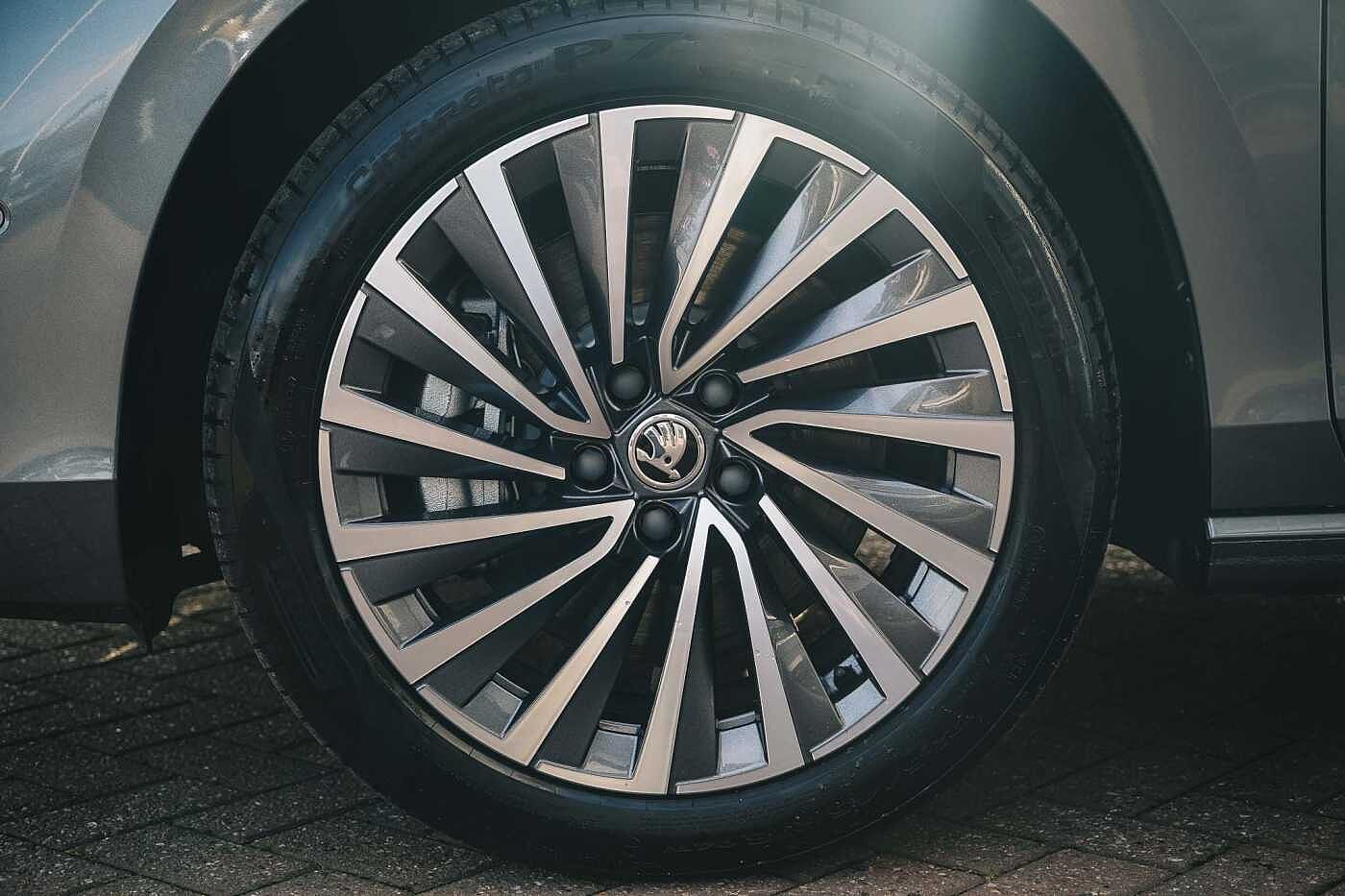 Used Skoda Superb 2024 for sale - 76937347: Photo 5