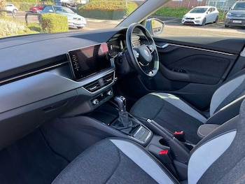 Used Skoda Kamiq 2021 for sale - 76111379: Photo 2