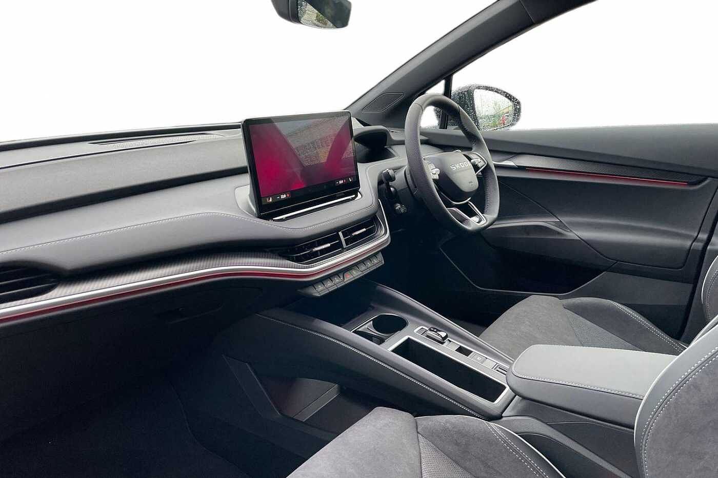 Used Skoda Enyaq 2025 for sale - 77176618: Photo 2