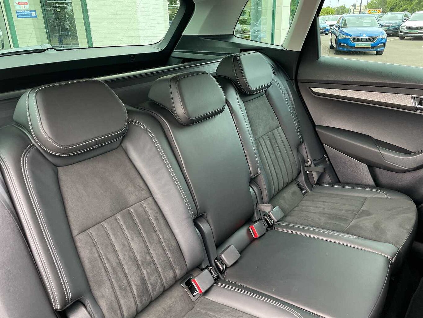 Used Skoda Karoq 2023 for sale - 76110522: Photo 8