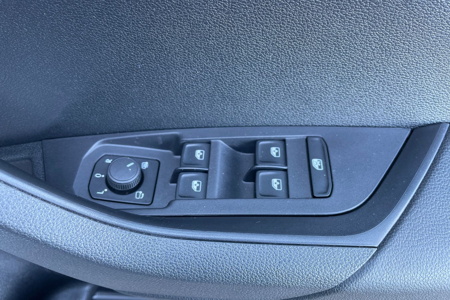 Used Skoda Karoq 2024 for sale - 77926826: Photo 14