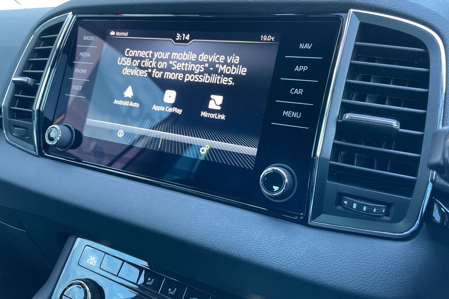 Used Skoda Karoq 2024 for sale - 77926826: Photo 20