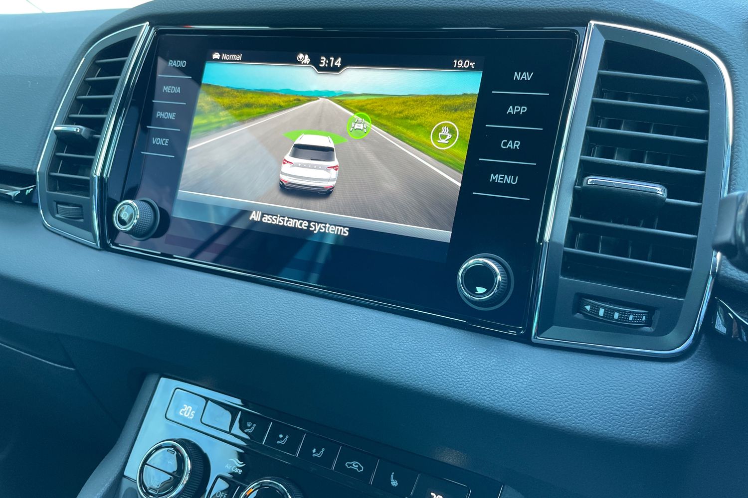 Used Skoda Karoq 2024 for sale - 77926826: Photo 22