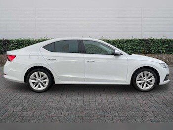 Used Skoda Octavia 2024 for sale - 76800759: Photo