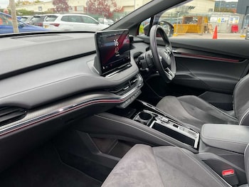 Used Skoda Enyaq 2023 for sale - 76202353: Photo