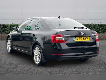 Used Skoda Octavia 2020 for sale - 77176888: Photo