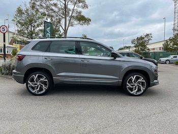 Used Skoda Karoq 2025 for sale - 75590440: Photo